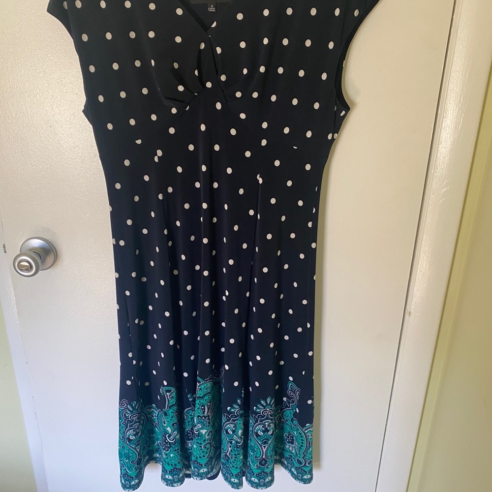 Jones New York poker dot 8 navy blue sleeveless